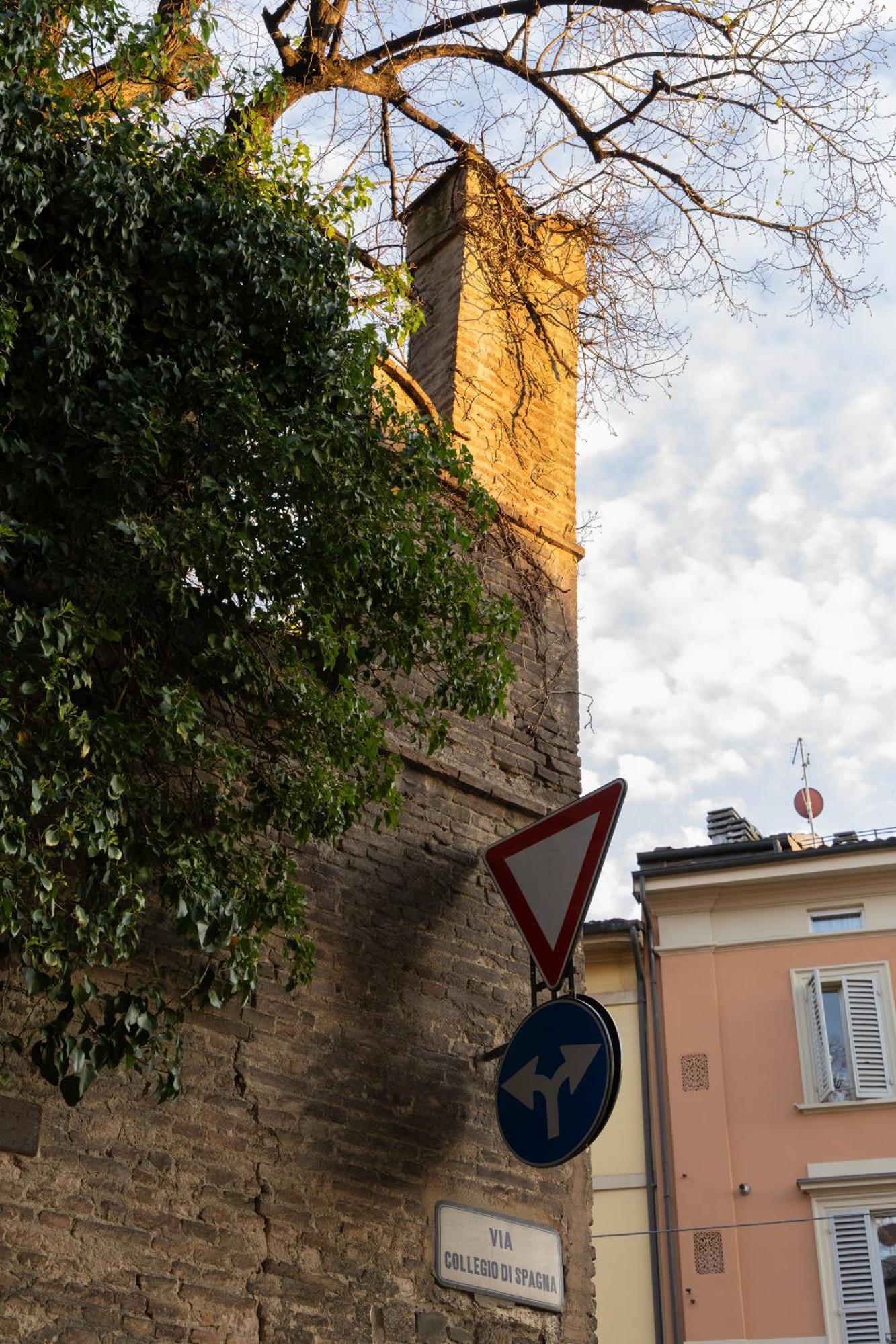 Collegio Di Spagna 13 بولونيا المظهر الخارجي الصورة